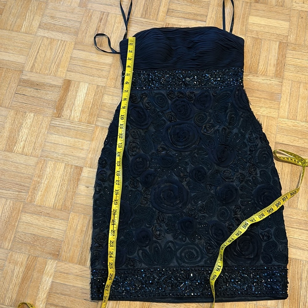 Sue Wong - Picture 4 of 11